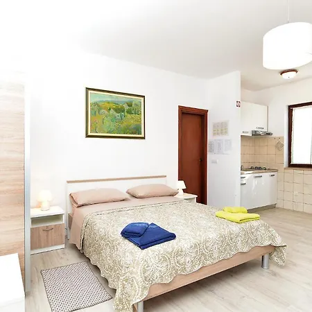Branka 2099 Apartamento Rovinj