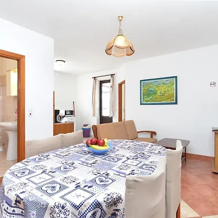 Apartamento Branka 2099 *